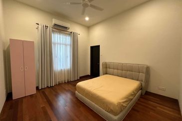 Tambun Uplands Luxury 2 Storey Semi-D House Corner Unit Gated Guarded 