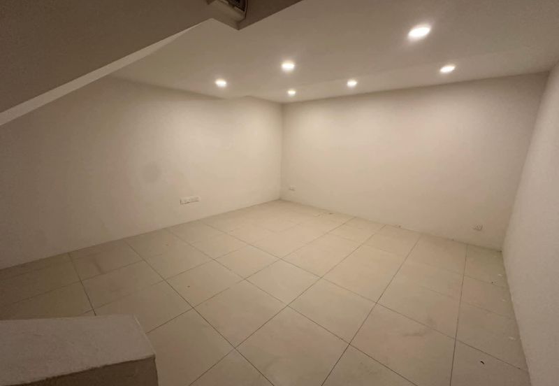 Tambun Uplands Luxury 2 Storey Semi-D House Corner Unit Gated Guarded 