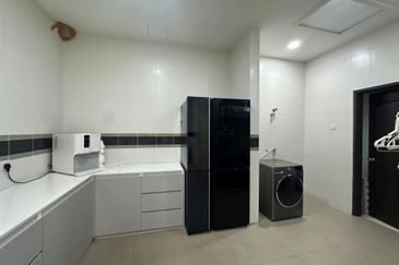 Tambun Uplands Luxury 2 Storey Semi-D House Corner Unit Gated Guarded 