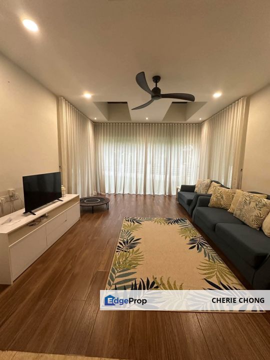 Tambun Uplands Luxury 2 Storey Semi-D House Corner Unit Gated Guarded , Perak, Ipoh