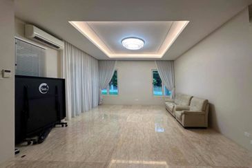 Tambun Uplands Luxury 2 Storey Semi-D House Corner Unit Gated Guarded 