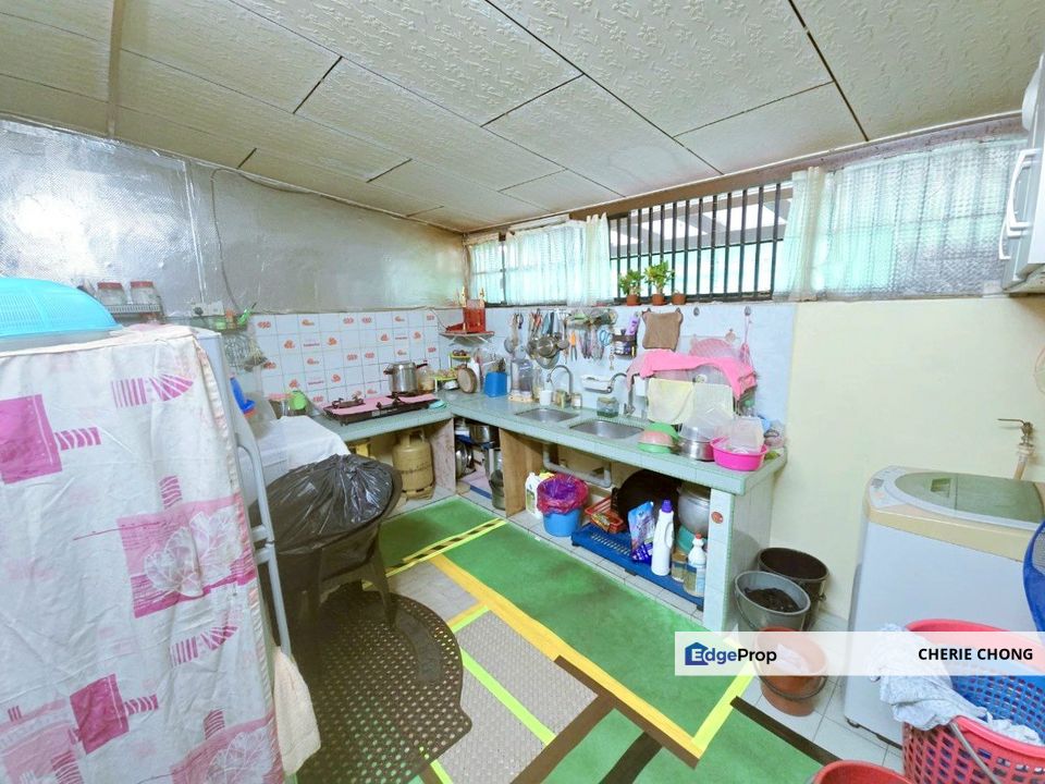 Taman Sentosa Kuala Kangsar Good Condition 1 Storey Terrace House Kitchen Extended , Perak, Kuala Kangsar