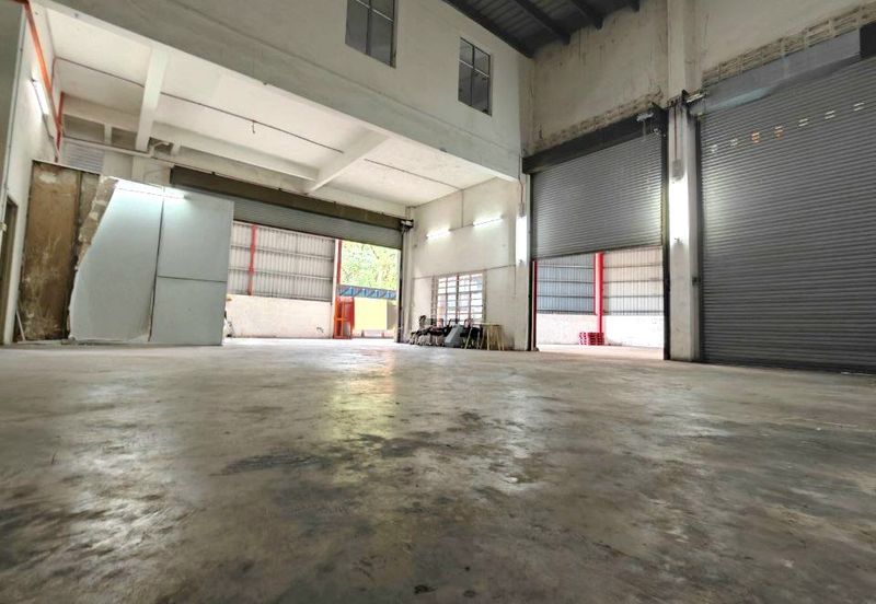 Kawasan Perindustrian Menglembu I Park 1.5 Storey Semi-D Factory Spacious Corner Unit 