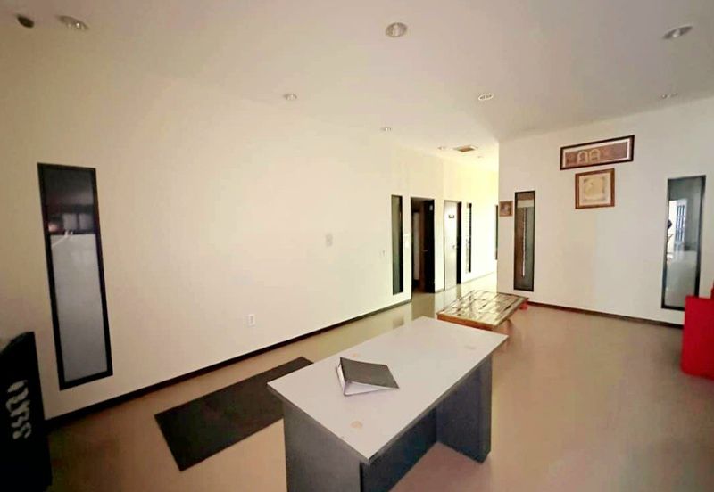 Medan Istana Bandar Ipoh Raya 2 Storey Shoplot Renovated 