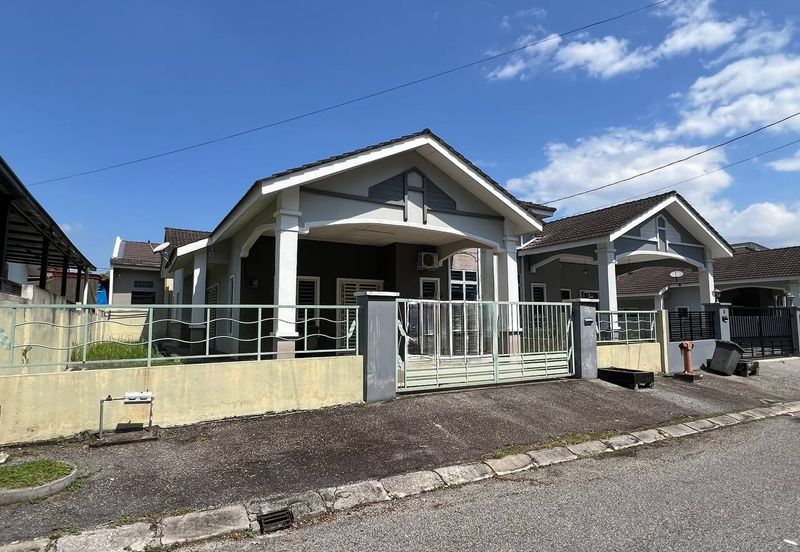 Klebang Brand New 1 Storey Semi-D House Facing Field Gated Guarded 