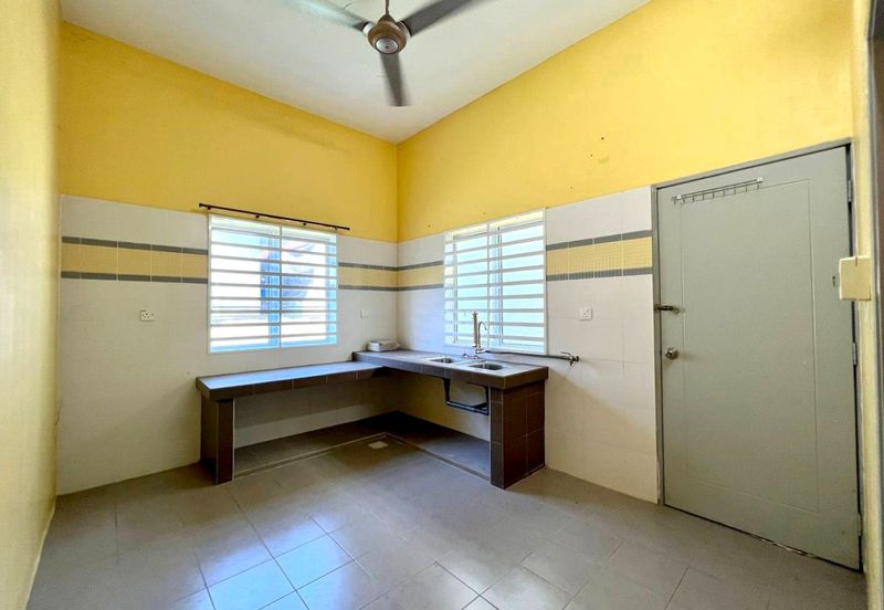 Klebang Brand New 1 Storey Semi-D House Facing Field Gated Guarded 