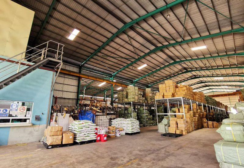 Kawasan Perindustrian Pengkalan High Capacity Factory Near Lumut Expressway 