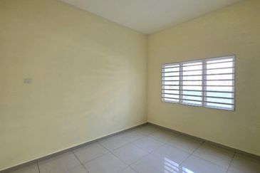 Taman Lapangan Hartamas Botani