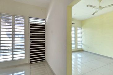 Taman Lapangan Hartamas Botani