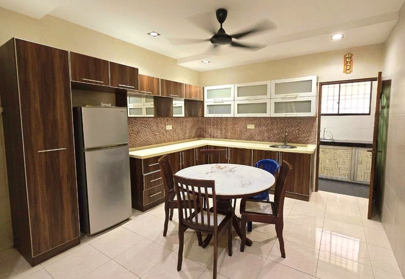 TAMAN BERCHAM TROPICANA