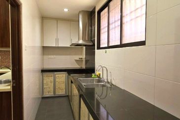 TAMAN BERCHAM TROPICANA