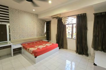 TAMAN BERCHAM TROPICANA