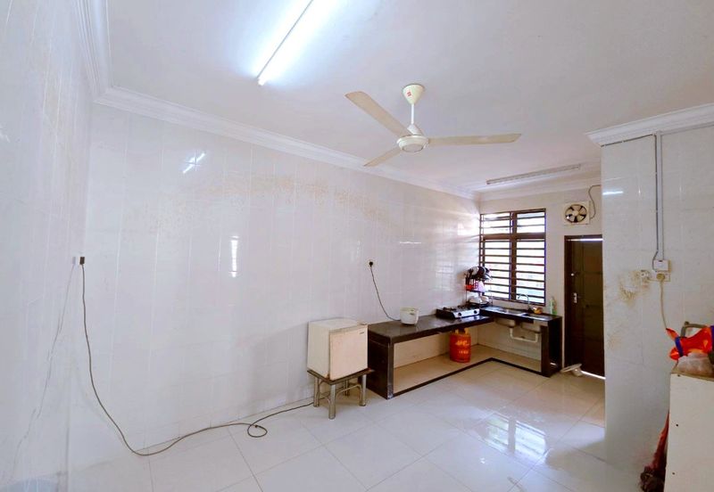 Kuala Kangsar Bukit Merchu Freehold 2 Storey Terrace Intermediate Corner House With Huge Land 