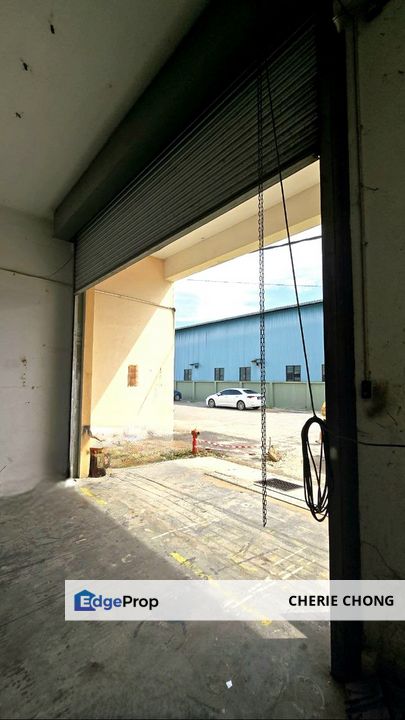 Kawasan Perindustrian Menglembu Good Condition 1.5 Storey Terrace Factory With 3 Bathrooms , Perak, Menglembu