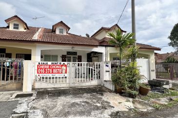 Panorama Lapangan Perdana
