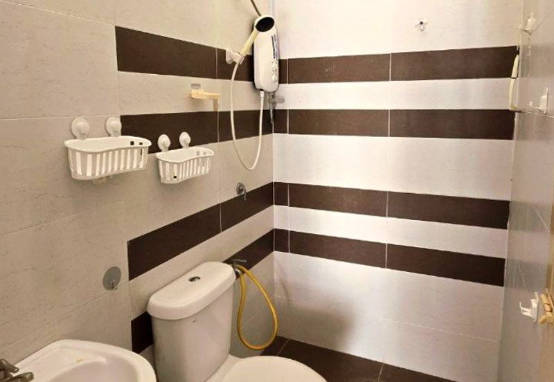 Lahat Bercham Nice 2 Storey Terrace House Facing Field With 2 Balconies High Ceiling 