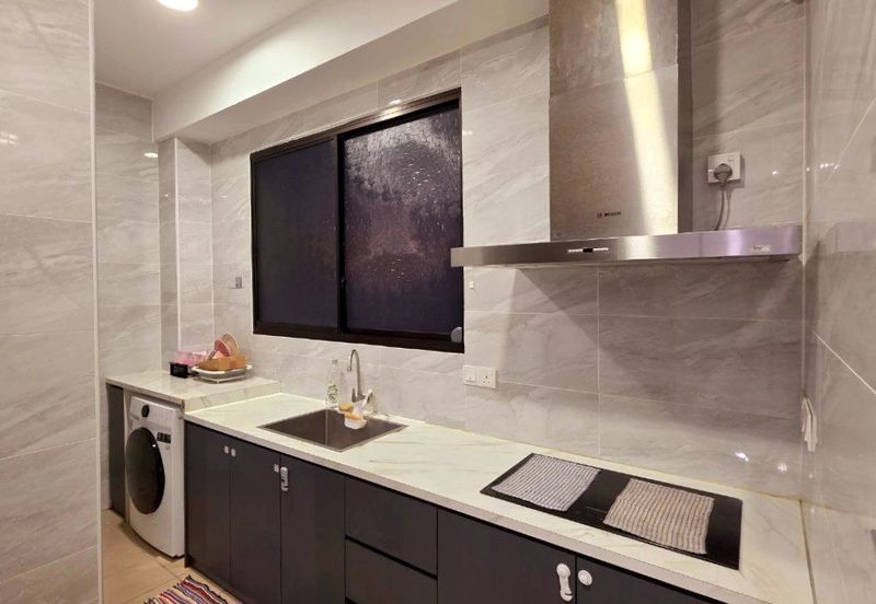 Upper East @ Tiger Lane