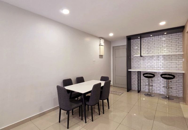 Upper East @ Tiger Lane