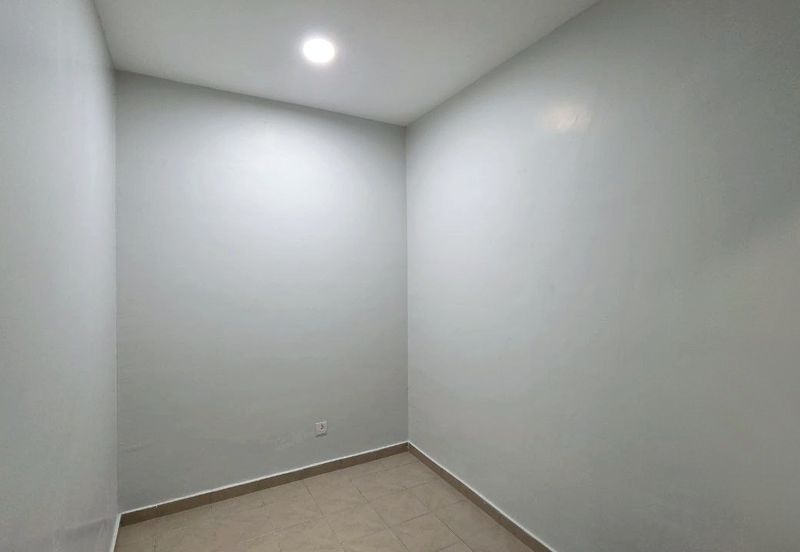 Upper East @ Tiger Lane