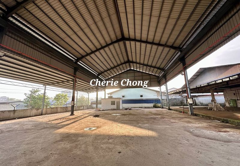 Silibin First Garden Bungalow Factory 2 Access Gates With Office Matured Industrial Area