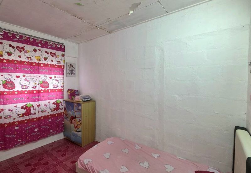 Desa Pakatan Pengkalan Good Condition 2 Storey Terrace Low Cost House Good Offer 1st House Buyer