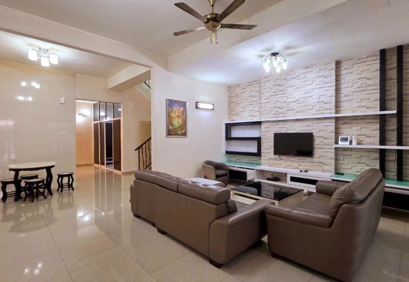 East Gate Bercham Nice Spacious 2 Storey Terrace House Gated Guarded Fully Aircond Easy Access Ipoh Garden 