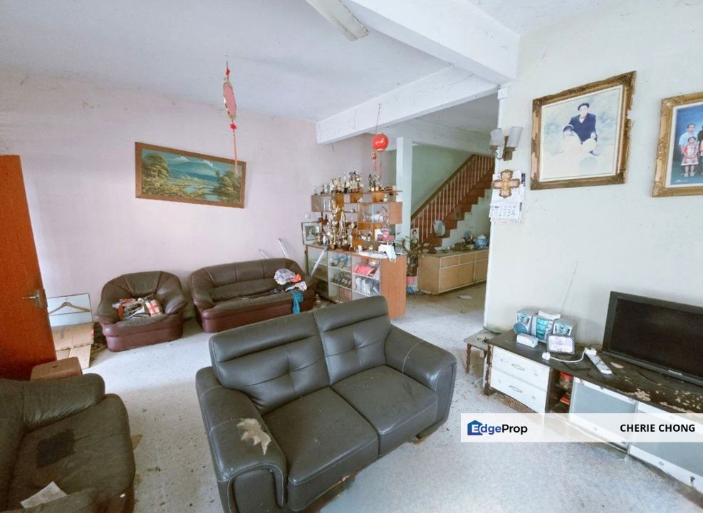 Kuala Kangsar Taman Underwood Good Condition 2 Storey Semi-D House Kitchen Fully Extended , Perak, Kuala Kangsar