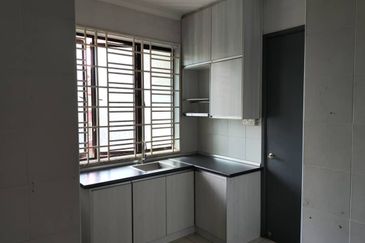 Avenue 2, Lake Valley