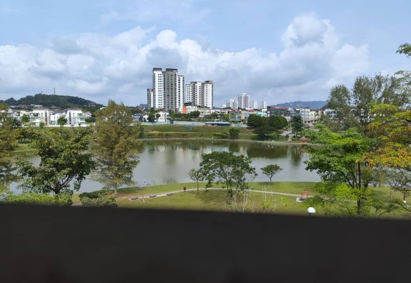 Avenue 2, Lake Valley