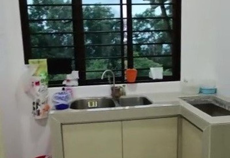 Avenue 2, Lake Valley