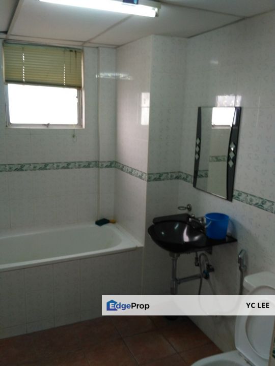 Partial Furnished Nice Big Unit at Tower 10 Venice Hill for Rent, Selangor, Batu 9th Cheras