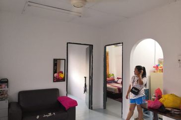 Flat Taman Alam Jaya Flat For Sale