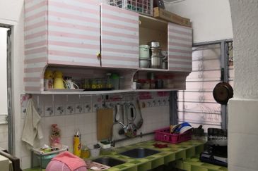 Flat Taman Alam Jaya Flat For Sale