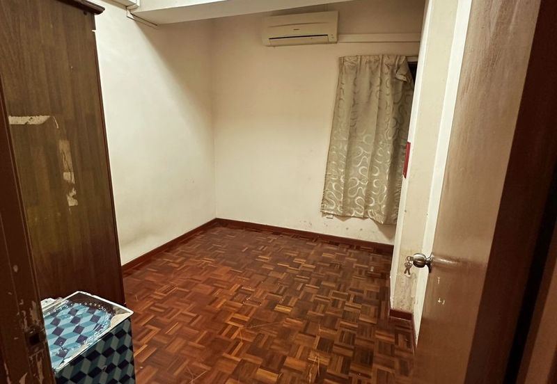 Bayu Tasik 1 Condominium For Sale