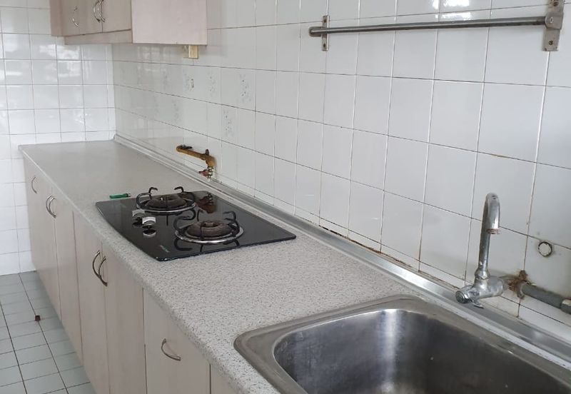 Baiduri Apartment @ Desa Pandan