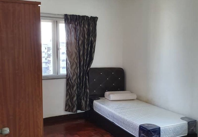 Baiduri Apartment @ Desa Pandan