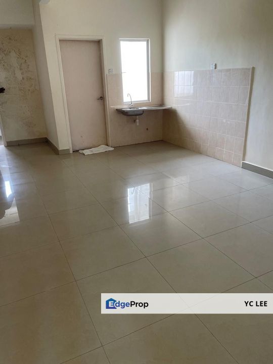 Somerset Close Town House For Sale, Kuala Lumpur, Cheras