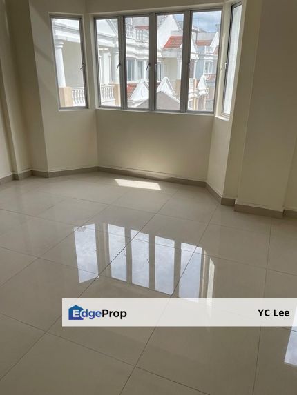 Somerset Close Town House For Sale, Kuala Lumpur, Cheras