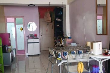 Bayu Tasik 1 Condominium For Sale