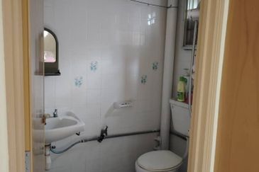 Desa Pandan Baiduri Apartment For Sale