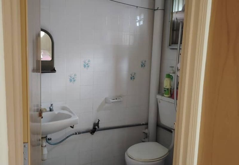 Desa Pandan Baiduri Apartment For Sale