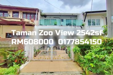 Taman Zoo View Terrace