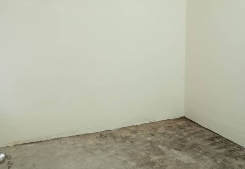 Taman Cuepacs Shop for Sale