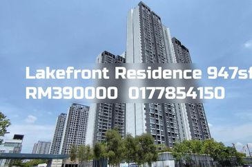 PR1MA Lakefront Homes