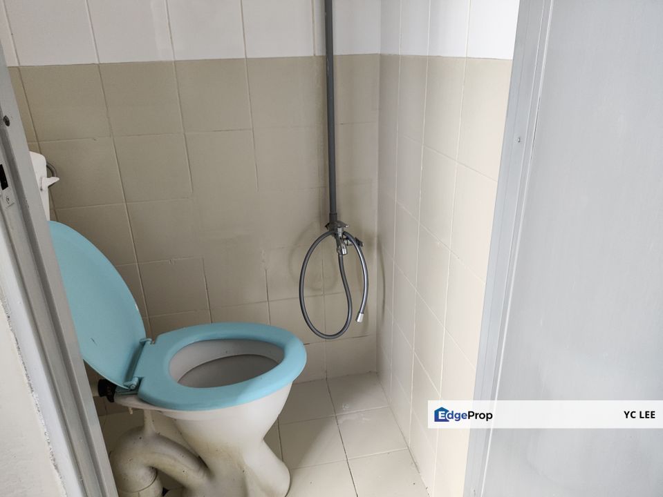 Renovated! Like New! Near MRT LRT!, Kuala Lumpur, Cheras