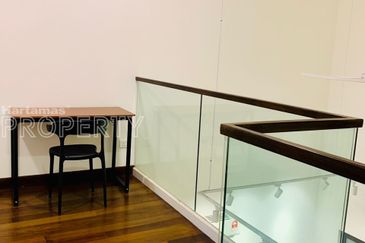 Freehold Modern Duplex PJ Own Stay or Rental Yield High ROI