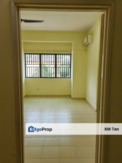 END LOT with EXTRA Land (30x70) Taman Prima Saujana 2 Storey House, Selangor, Kajang