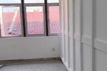 Jalan Ipoh 1st Floor Office ( Main Road )