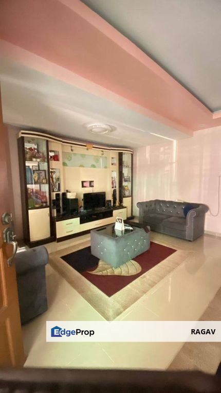 SKUDAI TAMAN UNIVERSITI JALAN KEBANGSAAN DOUBLE STOREY TERRACE HOUSE FOR SALE, Johor, Skudai