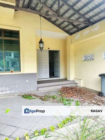 DOUBLE STOREY CLUSTER HOME IN TAMAN SCIENTEX PASIR GUDANG FOR SALE, Johor, Pasir Gudang